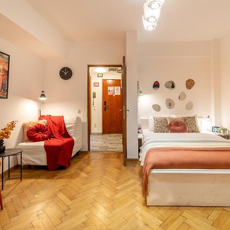 2Br Apartment At Piata Natiunilor Unite: Perfect For City Center Stays Bukarest Exterior foto