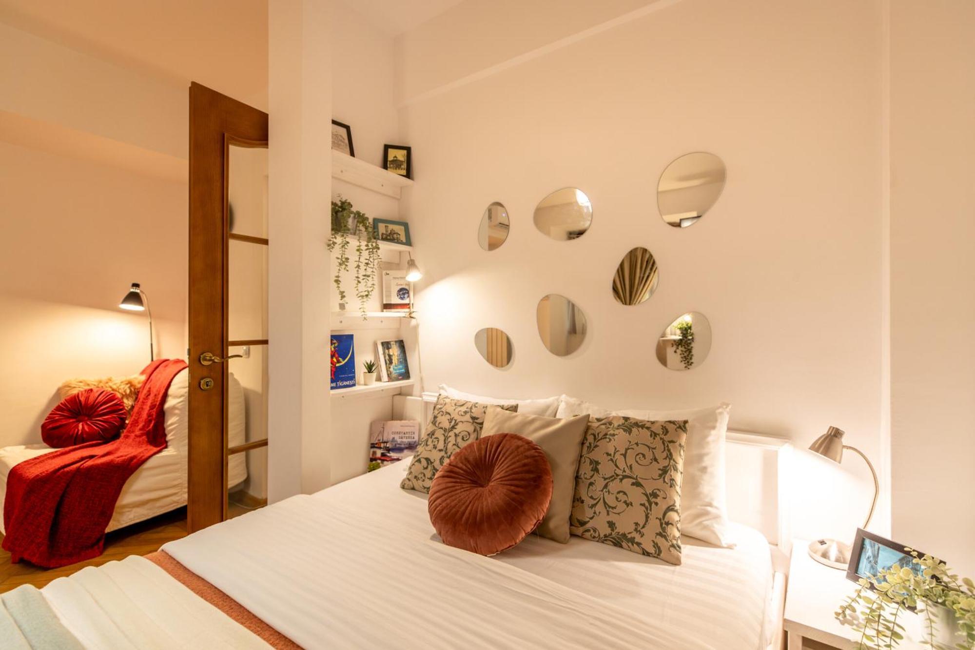 2Br Apartment At Piata Natiunilor Unite: Perfect For City Center Stays Bukarest Exterior foto