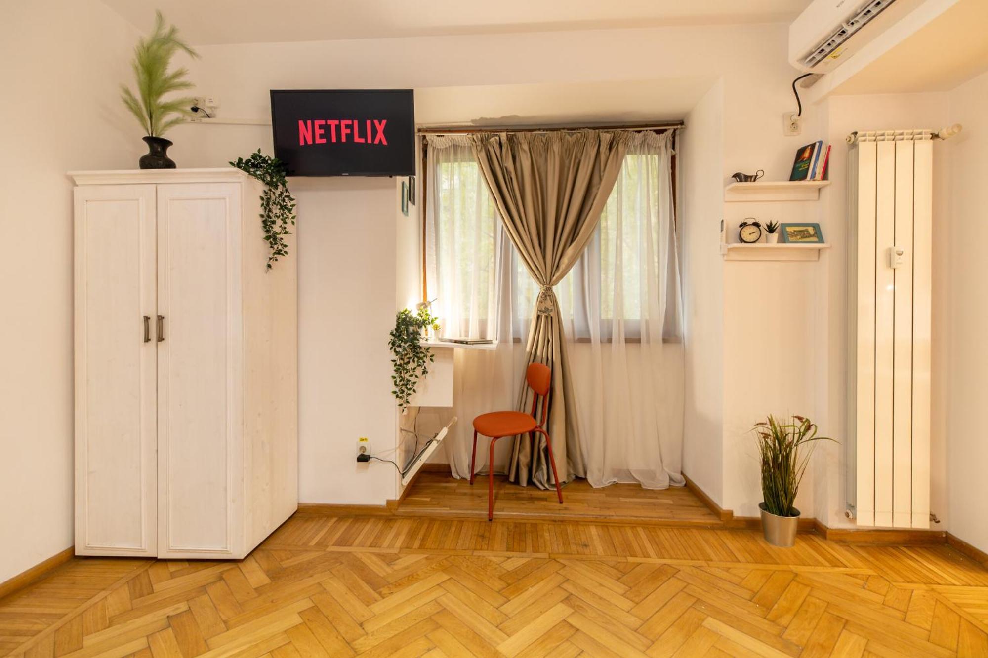 2Br Apartment At Piata Natiunilor Unite: Perfect For City Center Stays Bukarest Exterior foto