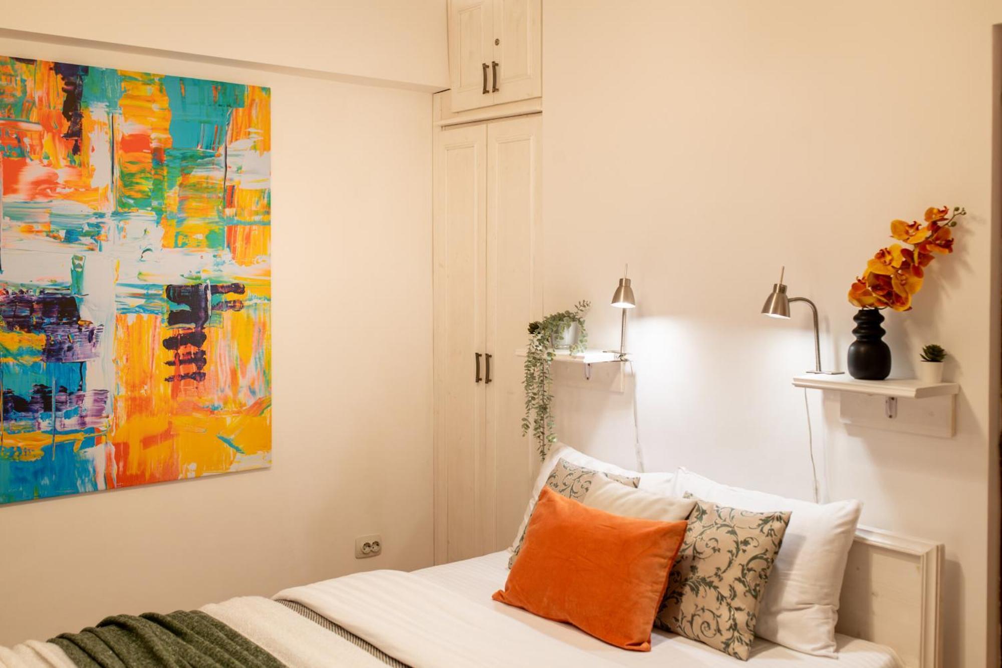 2Br Apartment At Piata Natiunilor Unite: Perfect For City Center Stays Bukarest Exterior foto