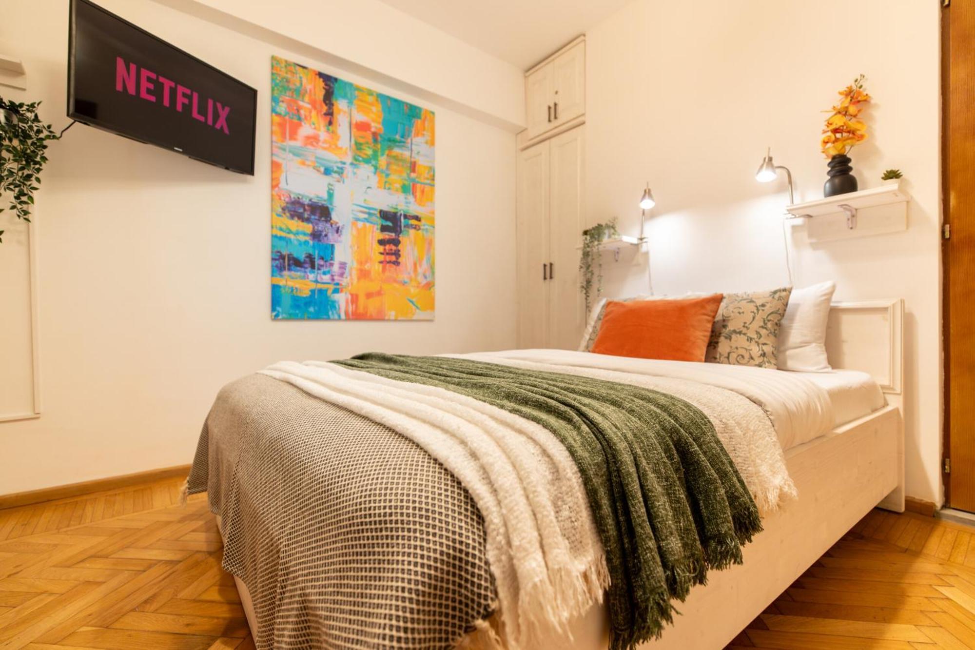 2Br Apartment At Piata Natiunilor Unite: Perfect For City Center Stays Bukarest Exterior foto
